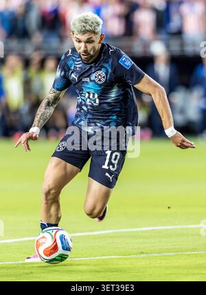 june-19-2026-paraguay-forward-julio-enciso-19-kicks-the-ball-forward