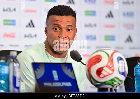 Philadelphia, USA.  21st June, 2026. Philadelphia Stadium PHILADELPHIA (PA), 06/21/2026 - SPORTS/WORLD CUP - FOOTBALL-FRANCE - Player Kylian Mbappe, during a press conference held in the Conference Room of Philadelphia Stadium, in Philadelphia, on the afternoon of this Sunday, the 21st. The team is preparing to face Iraq, for the second round of Group I of the 2026 FIFA World Cup (Photo: Eduardo Carmim/Photo Premium/SPP) 30930 (Eduardo Carmim/SPP) Credit: SPP Sport Press Photo. /Ģ����ý Live News Stock Photo