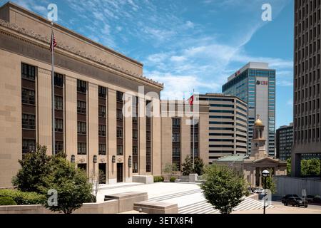 Government and commercial buildings in downtown Nashville, Tennessee, USA, including the Historic Metro Courthouse and surrounding office towers. Stock Photo