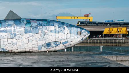 The "Big Fish," also known as the Salmon of Knowledge, is a 10-meter-long ceramic mosaic sculpture created by artist John Kindness in 1999. Stock Photo