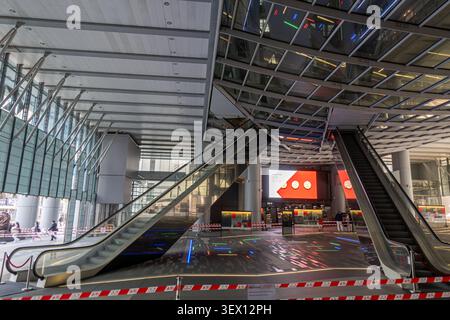 Interior plaza of the HSBC Main Building in Central, Hong Kong.Designed by architect Norman Foster, featuring glass-enclosed escalators Stock Photo