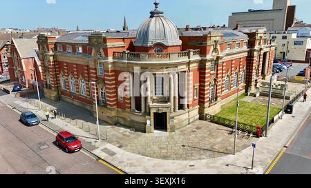 Historic Blackpool Central Library in Blackpool, Lancashire, England. The Edwardian public library, completed in 1911, is a Grade II listed Stock Photo