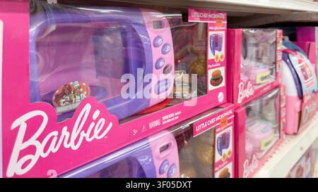 Penang, Malaysia – April 18, 2025: Bright Barbie kitchen toys are neatly displayed, enticing children to dive into fun culinary adventures. Stock Photo