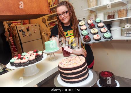 Portrait of vegan pastry chef Kristen Davenport in her home kitchen, Austin, Texas, November 17, 2011. (Photo by John Anderson/The Austin Chronicle) Stock Photo