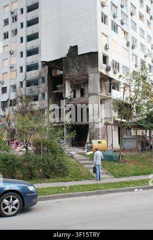 KYIV, UKRAINE - JULY 10, 2026: The aftermath of a military attack on civilian infrastructure is evident in this image, showing extensive damage to a multi-story residential building. Large sections of the facade are collapsed or severely compromised, with darkened and charred interiors visible where walls have been breached. A damaged car partially obstructed by debris lies nearby Credit: Mykhailo Prysiazhnyi/Ģ����ý Live News Stock Photo