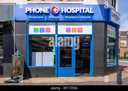 Phone Hospital shop in Zaandam, Netherlands Stock Photo