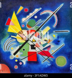 Wassily Kandinsky – Blue Painting (Blaues Bild), 1924. Oil on canvas board. Abstract geometric Bauhaus composition featuring a complex central arrangement of intersecting black lines, sharp multicolored triangles, floating concentric circles, and geometric configurations on a rich blue background Stock Photo