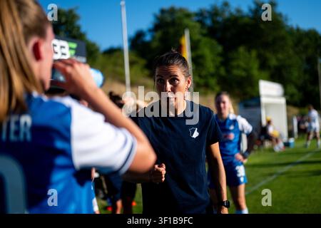 Eva-Maria Virsinger ( Hoffenheim, Coach ) and coaching team, Photo ...