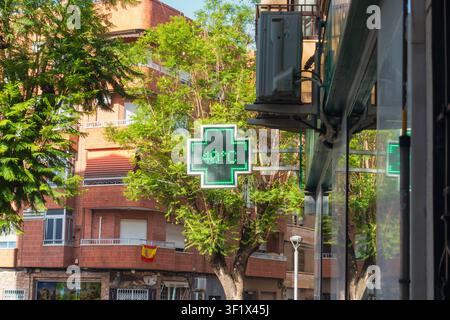 Alcantarilla, Murcia, Spain - July 09, 2026: Pharmacy electronic display showing outdoor temperature of 40 degrees Celsius Stock Photo
