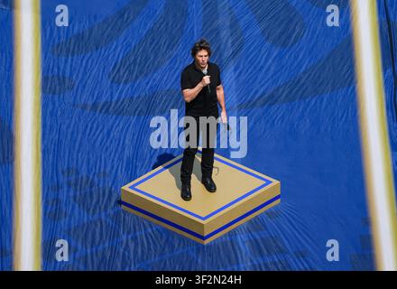 Tom Cruise Speaks Before The FIFA World Cup 2026 Final At The New York tom-cruise-speaks-before-the-fifa-world-cup-2026-final-at-the-new-york