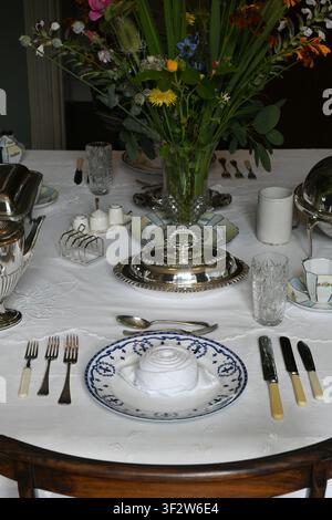 1930s dining table setting Stock Photo