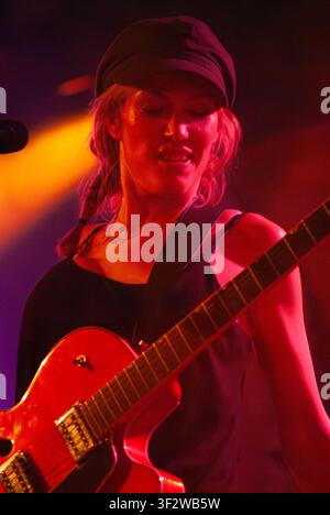 Welsh singer and broadcaster Cerys Matthews performing live on stage Stock Photo