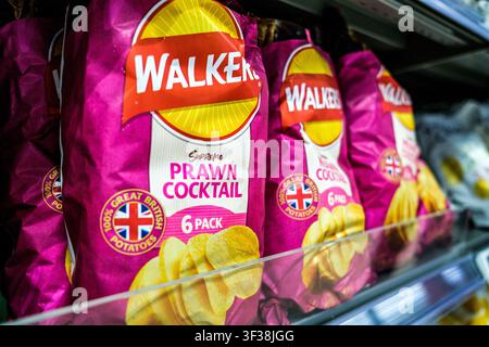 London UK, July21 2026, A Close-Up Shot Of A Supermarket Shelf Display Featuring A Family 6-Pack Of Walkers Prawn Cocktail Potato Crisps, No People Stock Photo