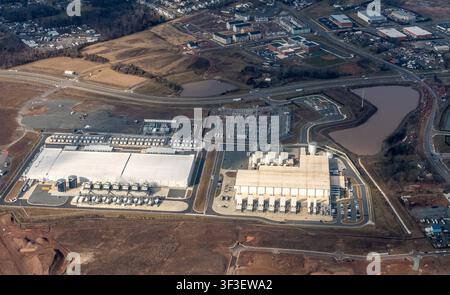 Aerial view of Google's Arcola 1 and Arcola 2 data centers at the Arcola Campus, showing cooling infrastructure and an adjacent electrical substation Stock Photo