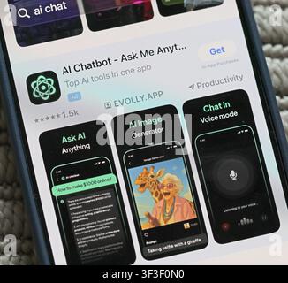 Close-up of AI chatbot apps on a smartphone, highlighting hallucinations, emotional dependency, privacy risks and unsafe advice. Stock Photo