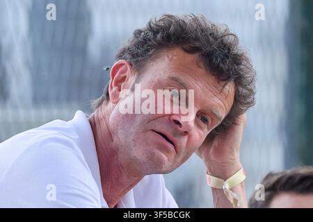 Vorstand Marketing und Vertrieb Jochen Röttgermann (1. FSV Mainz 05) looks on during the pre-season friendly match between 1. FSV Mainz 05 and Shabab Al Ahli  at Grenzlandstadium Arena on July 31, 2026 in Kufstein, Austria.    (Photo by Marco Steinbrenner/DeFodi Images) Stock Photo