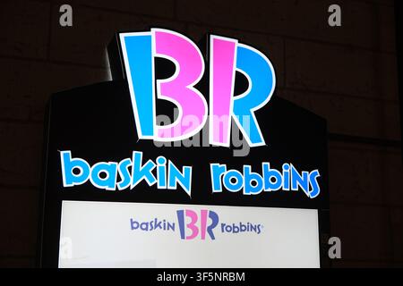 Baskin robbins logo hi-res stock photography and images - Alamy