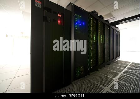 The NASA Center for Climate Simulation (NCCS) at Goddard Space Flight Center, with new supercomputers, including Discover scalable units and a visualization wall, to enhance scientists' understanding of the Earth and the solar system, as of 2010. Stock Photo