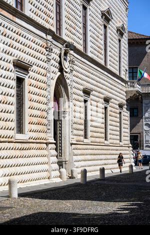 The Palazzo dei Diamanti, built between 1493 and 1503, now housing the National Painting Gallery of Ferrara,  Ferrara, Emilia-Romagna, Italy Stock Photo