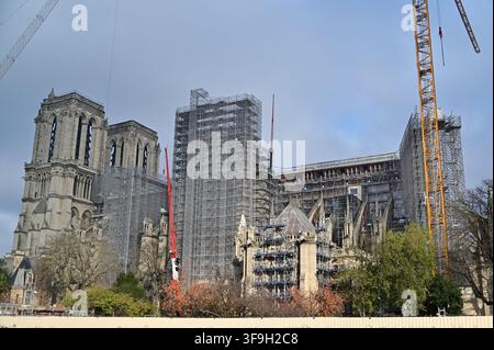 PARIS - NOV 30 2022:Notre-Dame cathedral under construction in Paris, France.It currently scheduled to reopen in 2024, five years to the day after fir Stock Photo