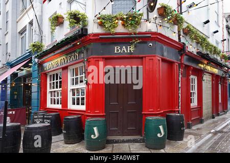 exterior of colorful Dublin tavern Stock Photo