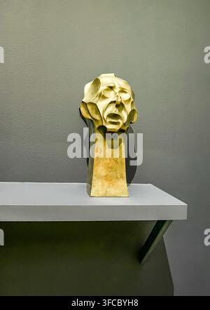 bronze bust sculpture of actor albert Bassermann by german expressionist artist william wauer on display in a museum Stock Photo
