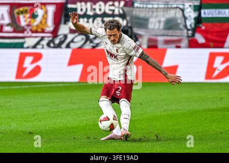Calvin Brackelmann (FC FC Augsburg, #2) Photo: Nordphoto / Hafner DFB ...