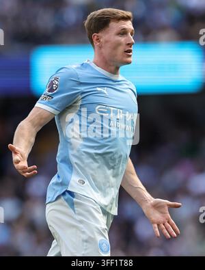 Elliot Anderson of Manchester City on the ball during the UEFA ...