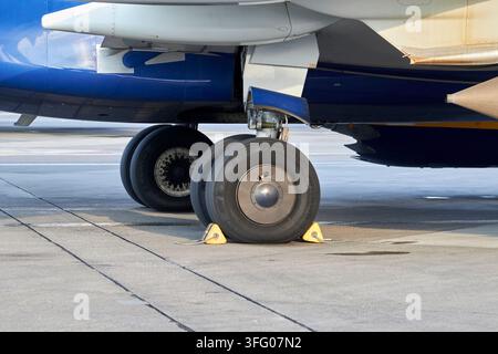 chocked wheels wth michelin tyres on ryanair boing 737 max 8 aircraft dublin airport, dublin, republic of ireland Stock Photo