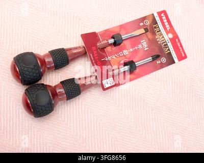 VESSEL Screwdrivers 220-2PS-PRE Ball-Grip. Stock Photo