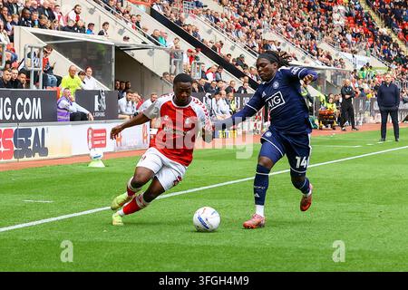 Salford City #14 Abraham Odoh at warm up during the Sky Bet League 2 ...