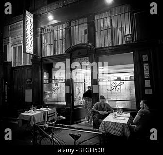 Chez Hugon traditional Lyonnais bouchon restaurant, 12 Rue Pizay, Lyon, France, in black and white. Stock Photo