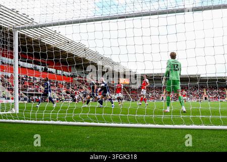 Salford City #4 Will Aimson at warm up during the Sky Bet League 2 ...