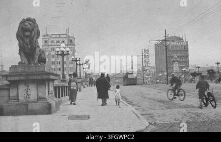 Vintage photo of Naniwa Bridge in Osaka, Japan - 1923-1933 Stock Photo