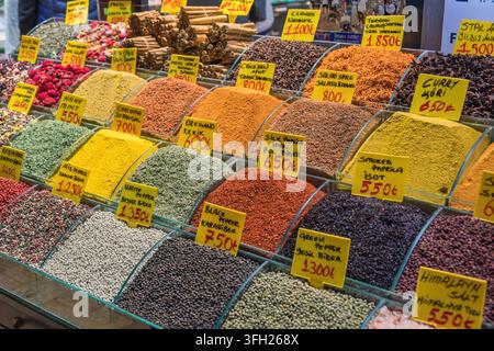 Istanbul Turkiye (Turkey) - April 21, 2024: varieties of spices at Egyptian Bazaar (Spice Market) Stock Photo