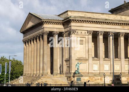St George's Hall is a building on St George's Place, opposite Lime Street railway station in the centre of Liverpool, England. Opened in 1854, it is a Neoclassical building which contains concert halls and law courts, and is recorded in the National Heritage List for England as a designated Grade I listed building. Stock Photo