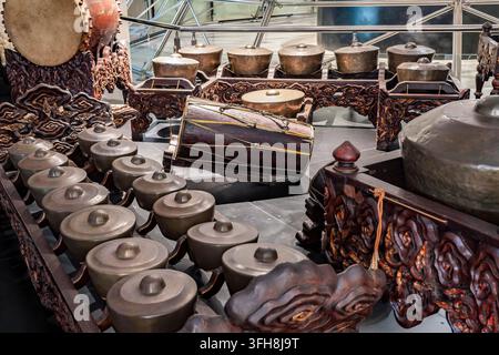 historische Musikinstrumente, Gamelan Musik, Museum Sonobudoyo ...