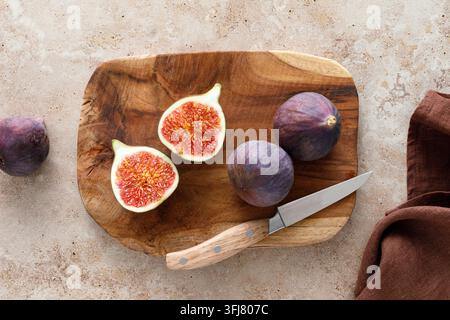 Figs fresh, sliced and whole ripe fruit Stock Photo