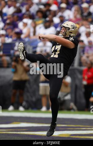 Ryan Wright New Orleans Saints punter Ryan Wright (17) arrives for an NFL football ...