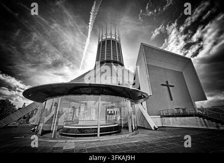Liverpool Metropolitan Cathedral in dramatic black and white, showing Frederick Gibberd’s modernist Roman Catholic landmark on Mount Pleasant. Stock Photo