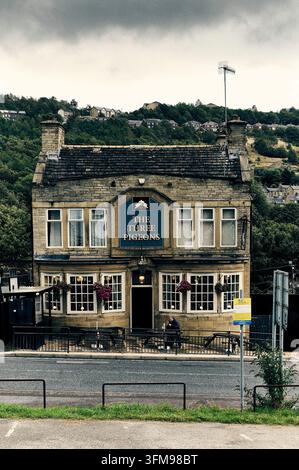 The three pigeons real ale pub in Halifax,UK Stock Photo