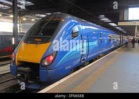 Lumo Class 222 222601 at London Euston for the new low-fare service to Stirling via the West Coast Main Line. Stock Photo