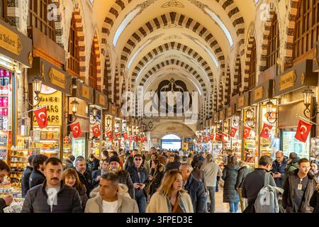 The Egyptian Bazaar (Misir Carsisi) or Spice Bazaar in Eminönü, Istanbul, Turkey Stock Photo