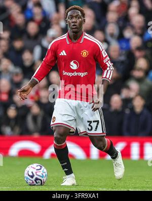Manchester, UK. 10th Oct, 2026. Kobbie Mainoo of Manchester United during the Premier League match Manchester United vs Tottenham Hotspur at Old Trafford, Manchester, United Kingdom on 10 October 2026 (Photo by Mark Cosgrove/News Images) in Manchester, United Kingdom on 10/10/2026. (Photo by Mark Cosgrove/News Images/Sipa USA) Credit: Sipa USA/Alamy Live News Stock Photo