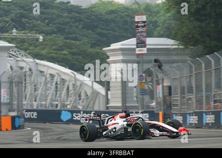 Vf 1 Roster #31 Esteban Ocon (FRA) TGR Haas F1 Team (USA) Haas VF-26 / Ferrari ...