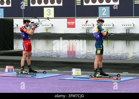 Martin Ponsiluoma ( SWE, #4 ) shooting standing Photo: Nordphoto/Vu ...