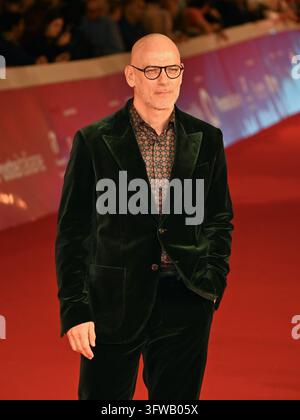 Red Carpet cast film “noi, un po? meglio” al Roma Film Festival 2026 ...