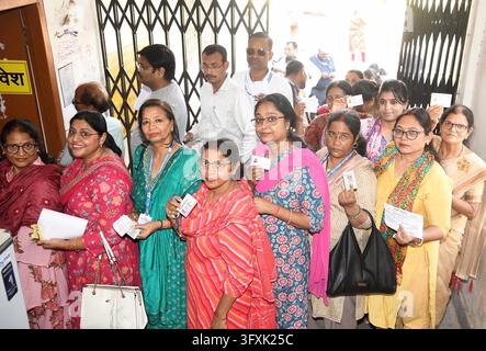 Constituency Example PATNA, INDIA - OCTOBER 23: Voters showing finger ink marks after ...