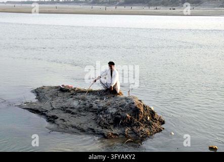 Disconetent River HYDERABAD, PAKISTAN - 26-Oct-2026: Members of the Staff Union of Shah ...