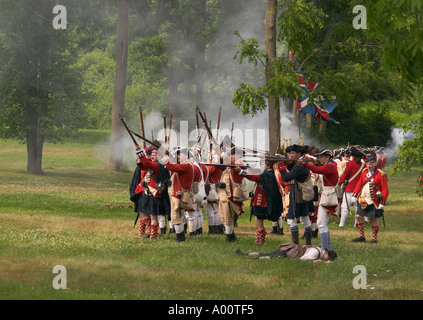 Redcoats advance at the reenactment of the Battle of Monmouth US Revolutionary War Stock Photo